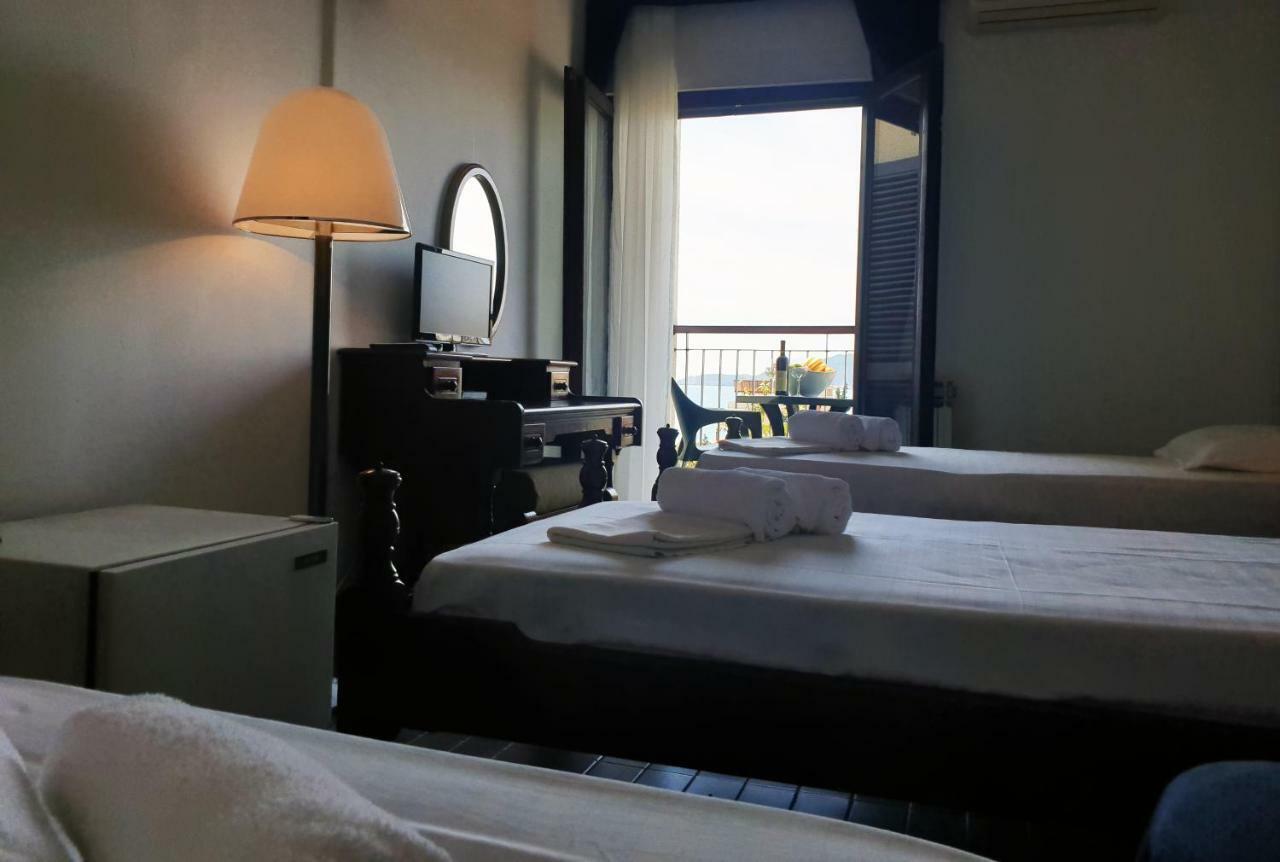 Hotel Sumadija Rafailovici Bečići Exteriör bild