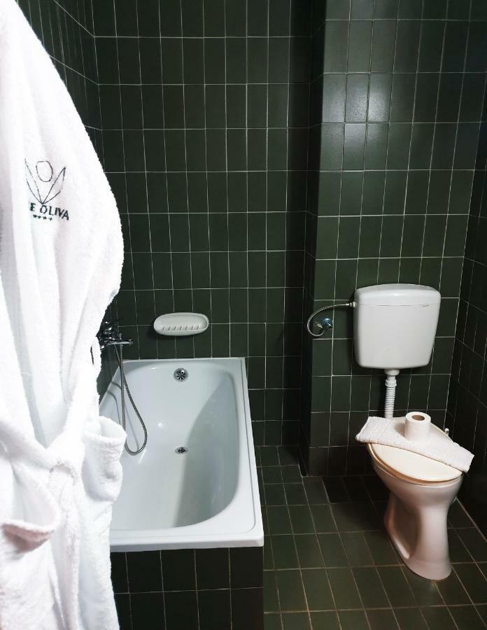 Hotel Sumadija Rafailovici Bečići Exteriör bild