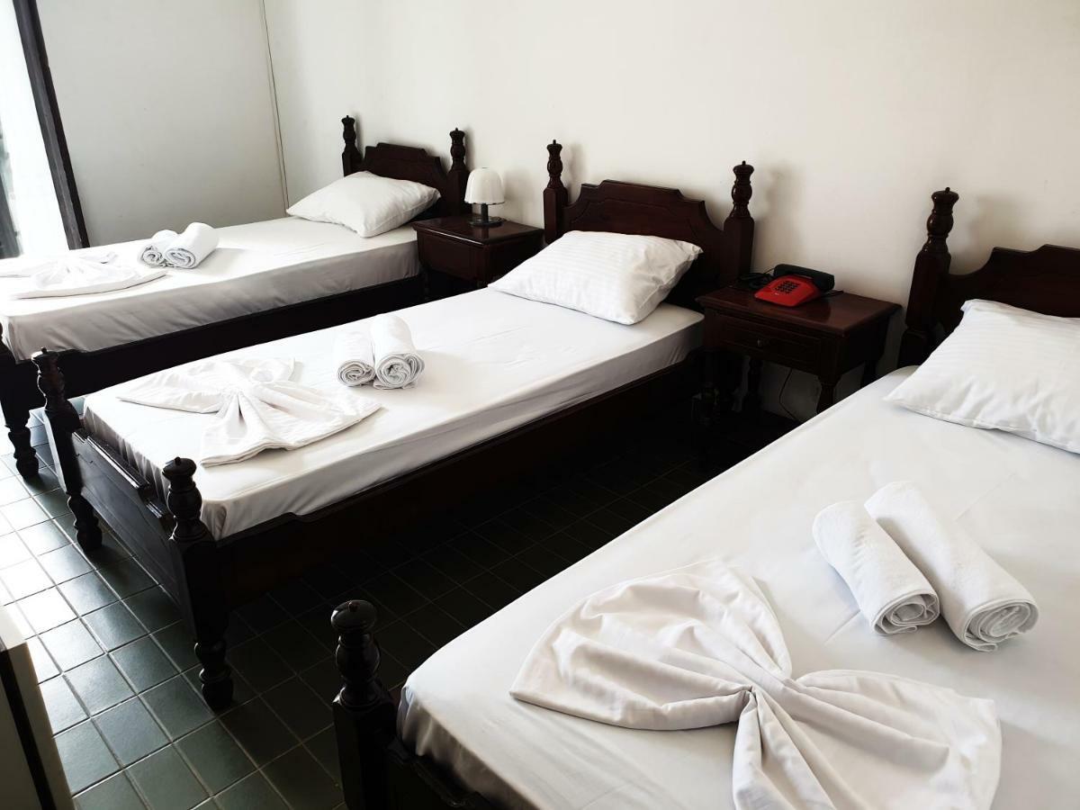 Hotel Sumadija Rafailovici Bečići Exteriör bild
